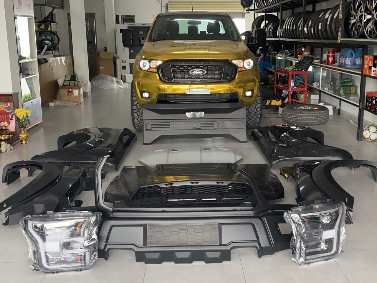 Ford Ranger XLS biển ngũ quý độ phong cách F150 Raptor Ford Ranger XLS biển ngũ quý độ phong cách F150 Raptor