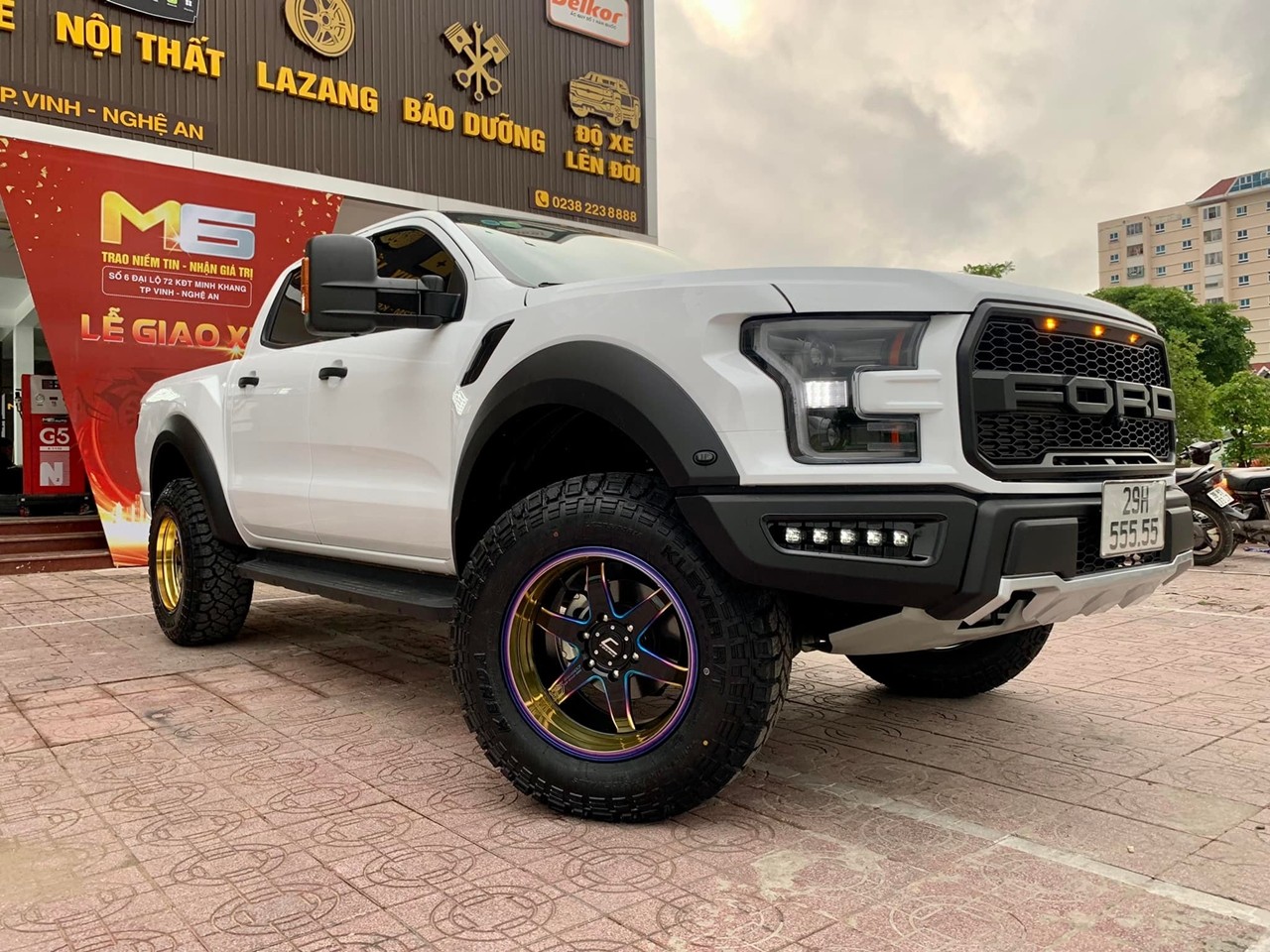 Ford Ranger XLS biển ngũ quý độ phong cách F150 Raptor Ford Ranger XLS biển ngũ quý độ phong cách F150 Raptor