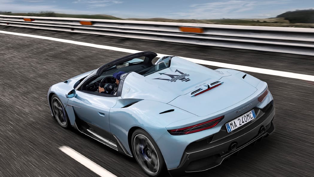 Maserati giới thiệu MC20 phiên bản mui trần, công suất 621 mã lực