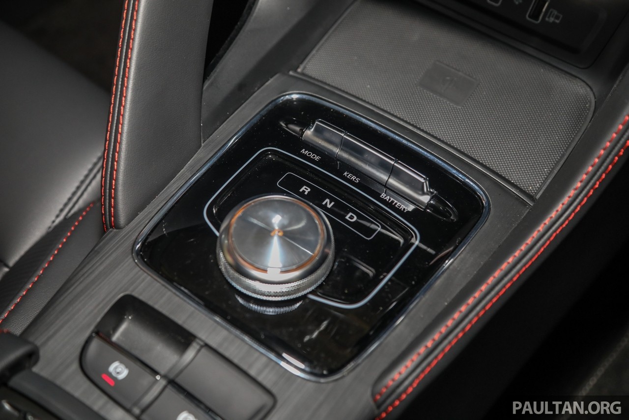 Xe điện MG ZS EV giá từ 1,2 tỷ tại Malaysia Xe điện MG ZS EV giá từ 1,2 tỷ tại Malaysia