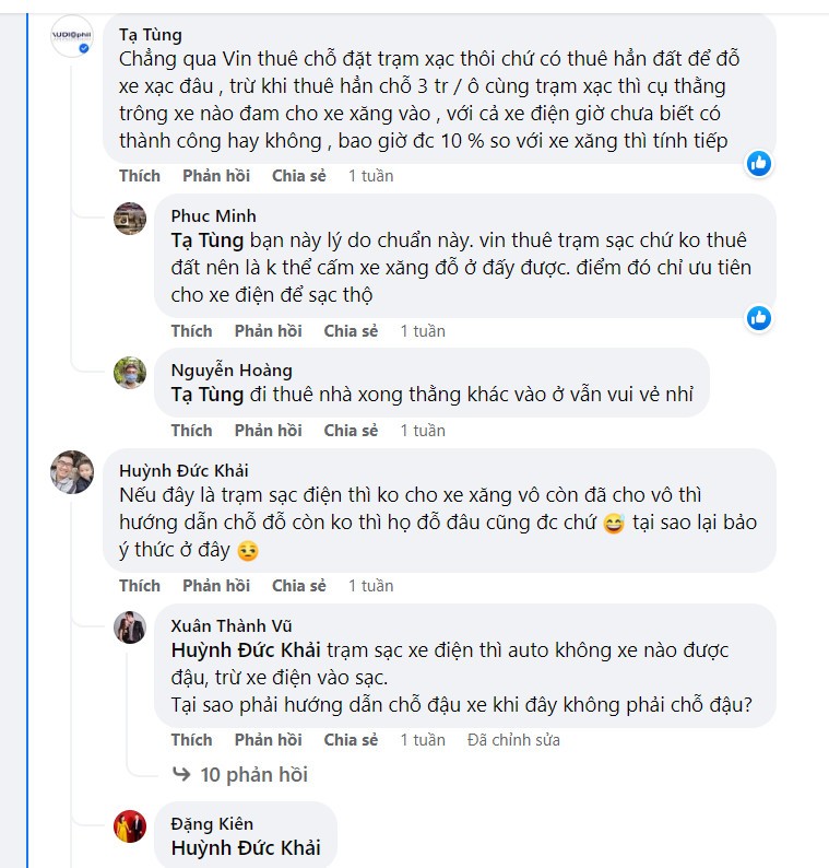 Tranh cãi: ô tô chạy xăng có được đỗ tại trạm sạc điện không?