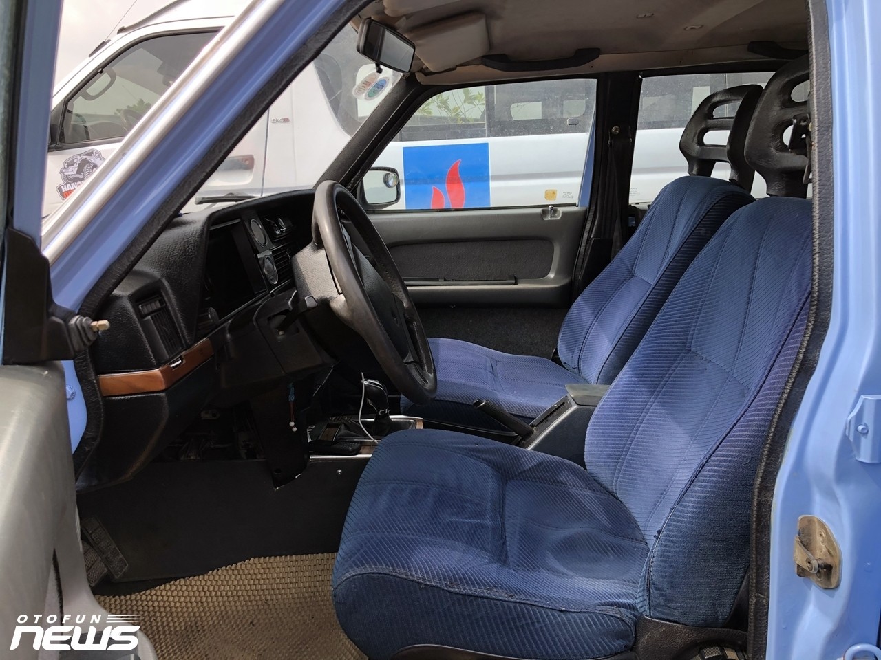 Hàng hiếm Volvo 240GL wagon hơn 40 năm tuổi tại Việt Nam Hàng hiếm Volvo 240GL wagon hơn 40 năm tuổi tại Việt Nam