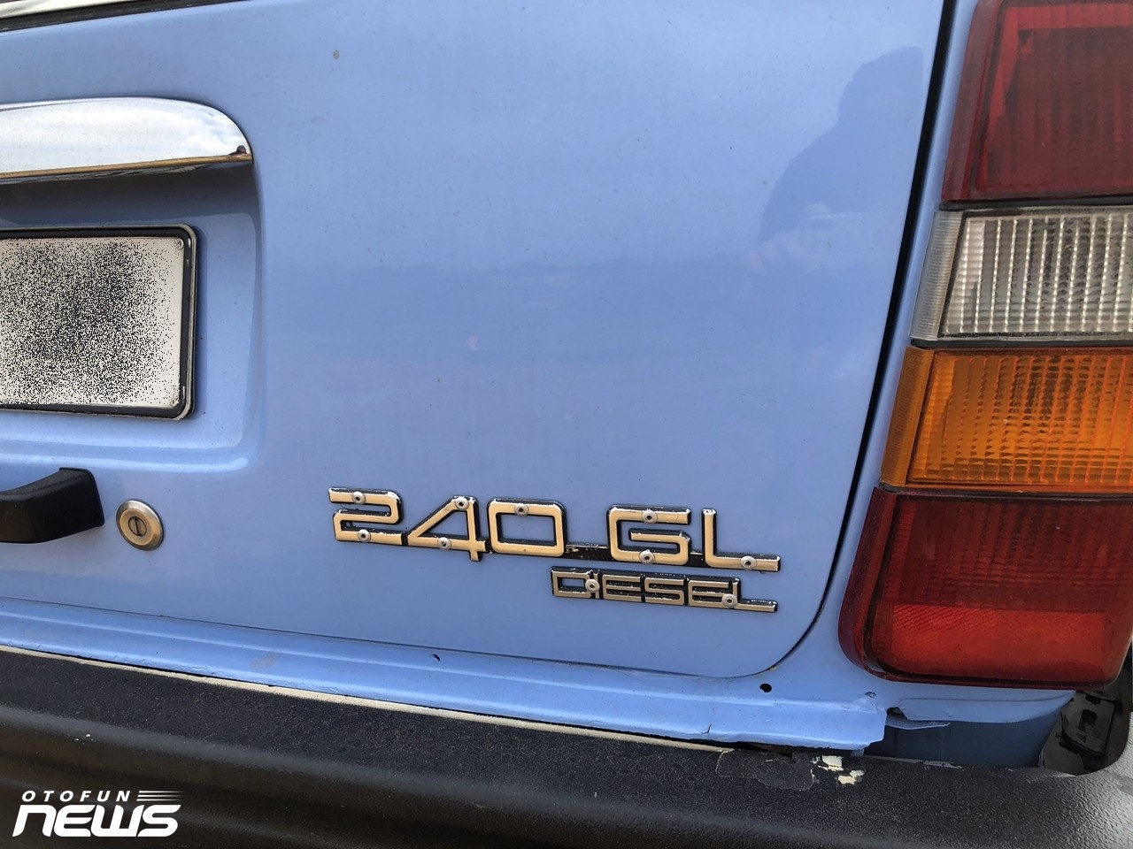 Hàng hiếm Volvo 240GL wagon hơn 40 năm tuổi tại Việt Nam Hàng hiếm Volvo 240GL wagon hơn 40 năm tuổi tại Việt Nam