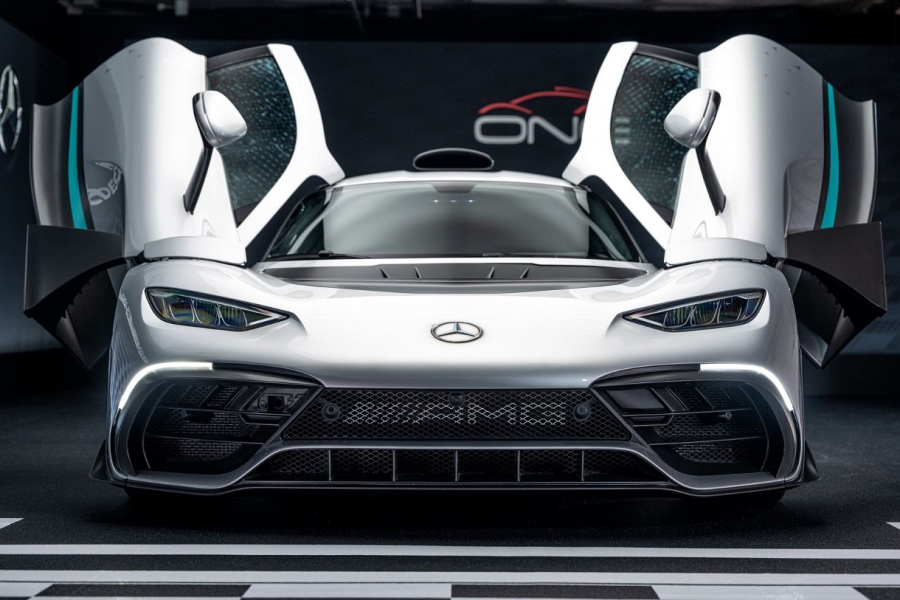 Mercedes-AMG ONE 2023 ra mắt, xe đua đường phố mạnh 1.049 mã lực