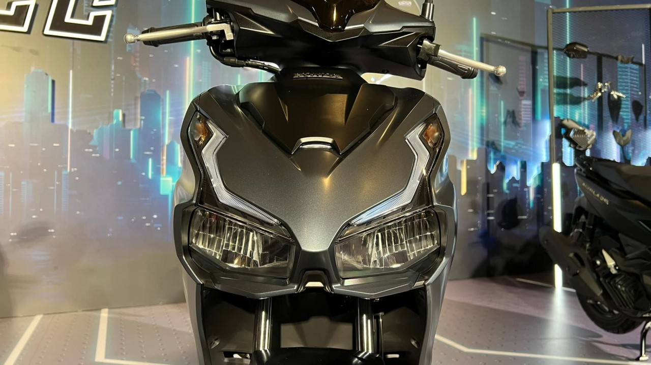 Vừa ra mắt Honda Air Blade 160 đã bị đội giá hơn 15 triệu đồng Vừa ra mắt Honda Air Blade 160 đã bị đội giá hơn 15 triệu đồng