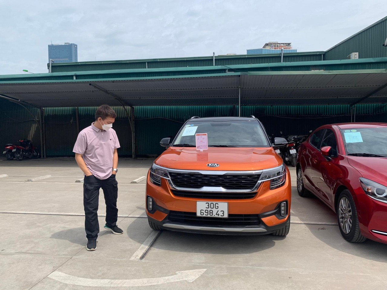 VinFast VF e34, Hyundai Santa Fe xuất hiện tại phiên chợ Mua Xe Bán Xế Otofun VinFast VF e34, Hyundai Santa Fe xuất hiện tại phiên chợ Mua Xe Bán Xế Otofun