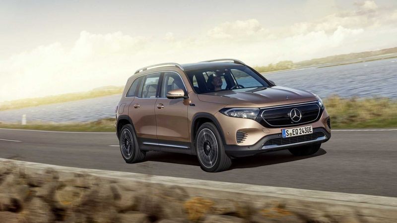 Xe điện Mercedes EQB 2022 có giá từ 54.500 USD