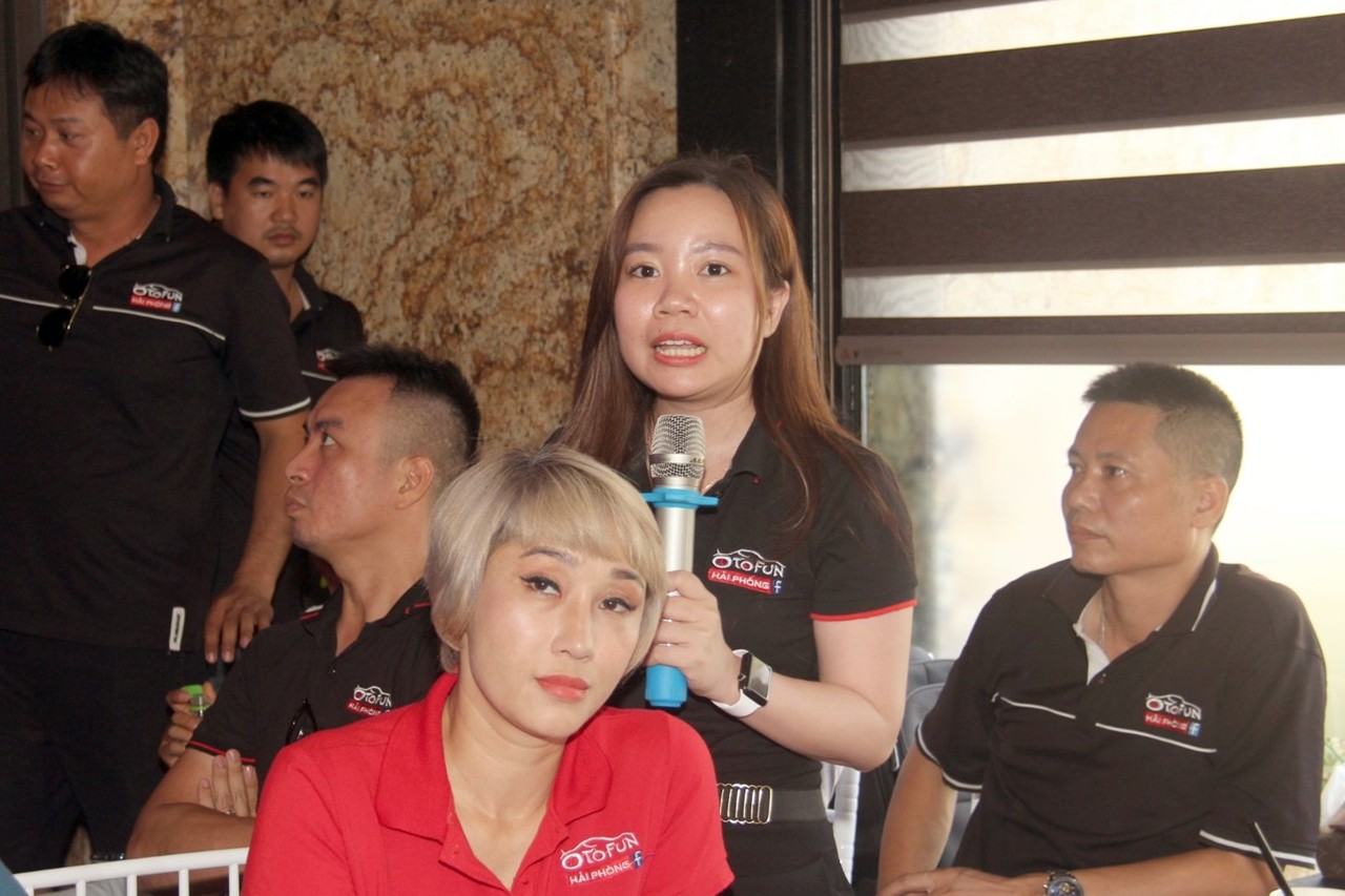 OtoFun Hải Phòng offline trước thềm Xếp xe kỷ lục hình bản đồ Việt Nam OtoFun Hải Phòng offline trước thềm Xếp xe kỷ lục hình bản đồ Việt Nam