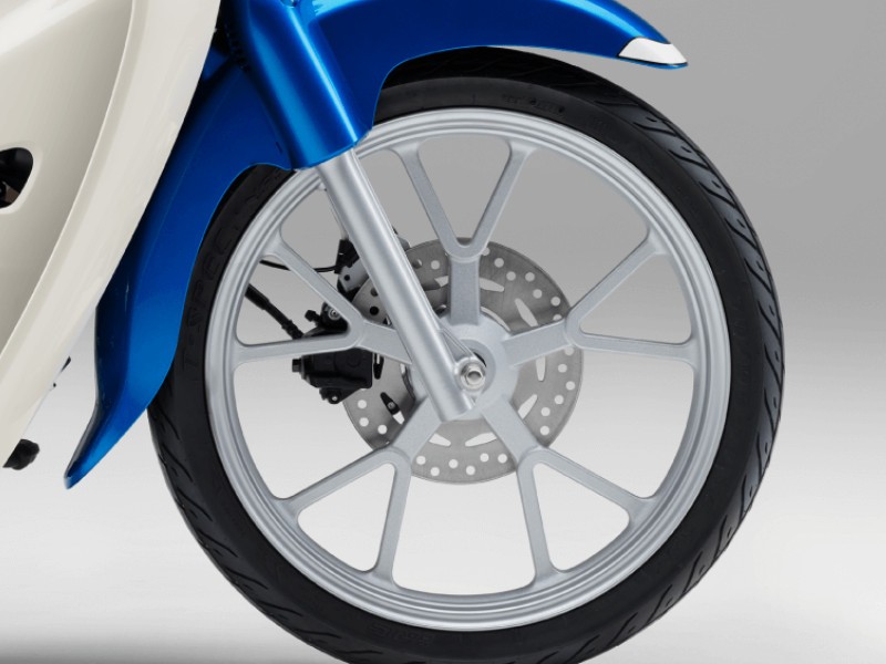 Honda Super Cub 110 2022 thêm nhiều trang bị an toàn Honda Super Cub 110 2022 thêm nhiều trang bị an toàn