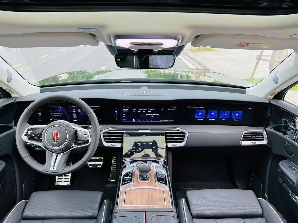 Hongqi E-HS9 Hongqi E-HS9