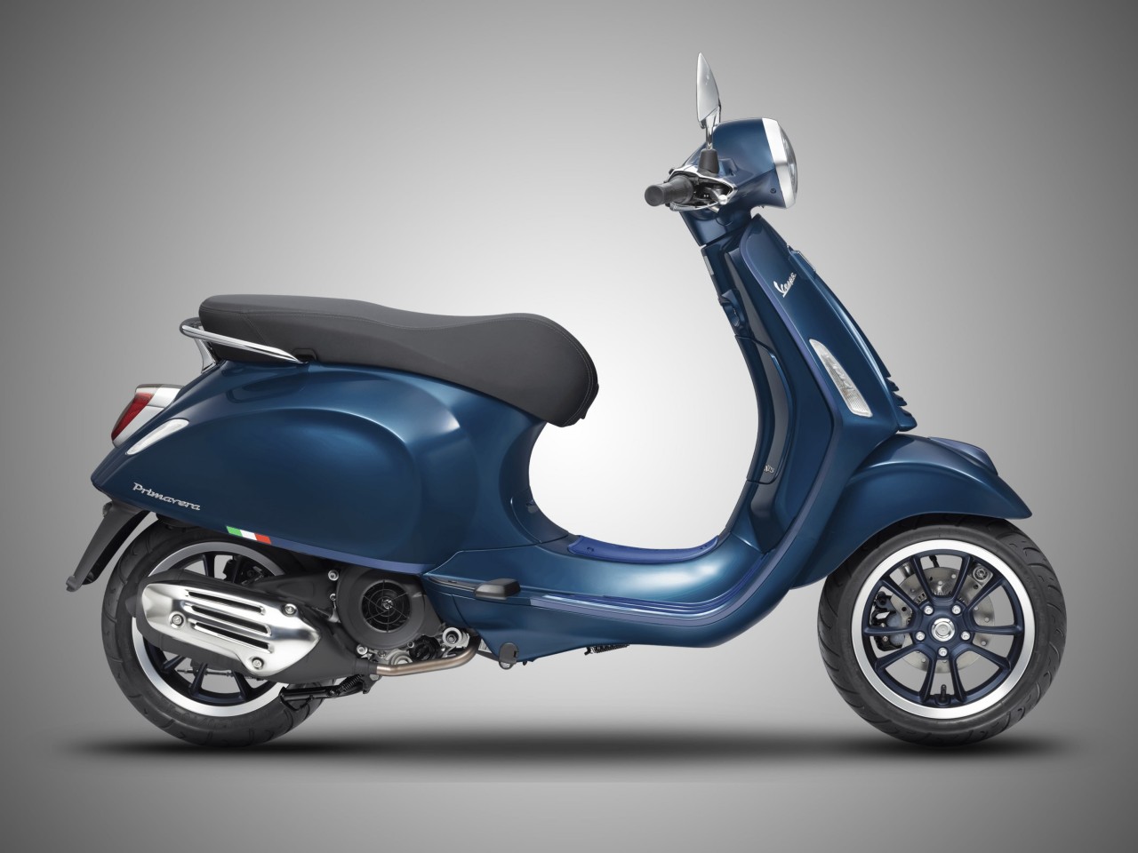 Piaggio Việt Nam ra mắt bộ sưu tập mới dành cho Vespa Sprint và Vespa Primavera Piaggio Việt Nam ra mắt bộ sưu tập mới dành cho Vespa Sprint và Vespa Primavera