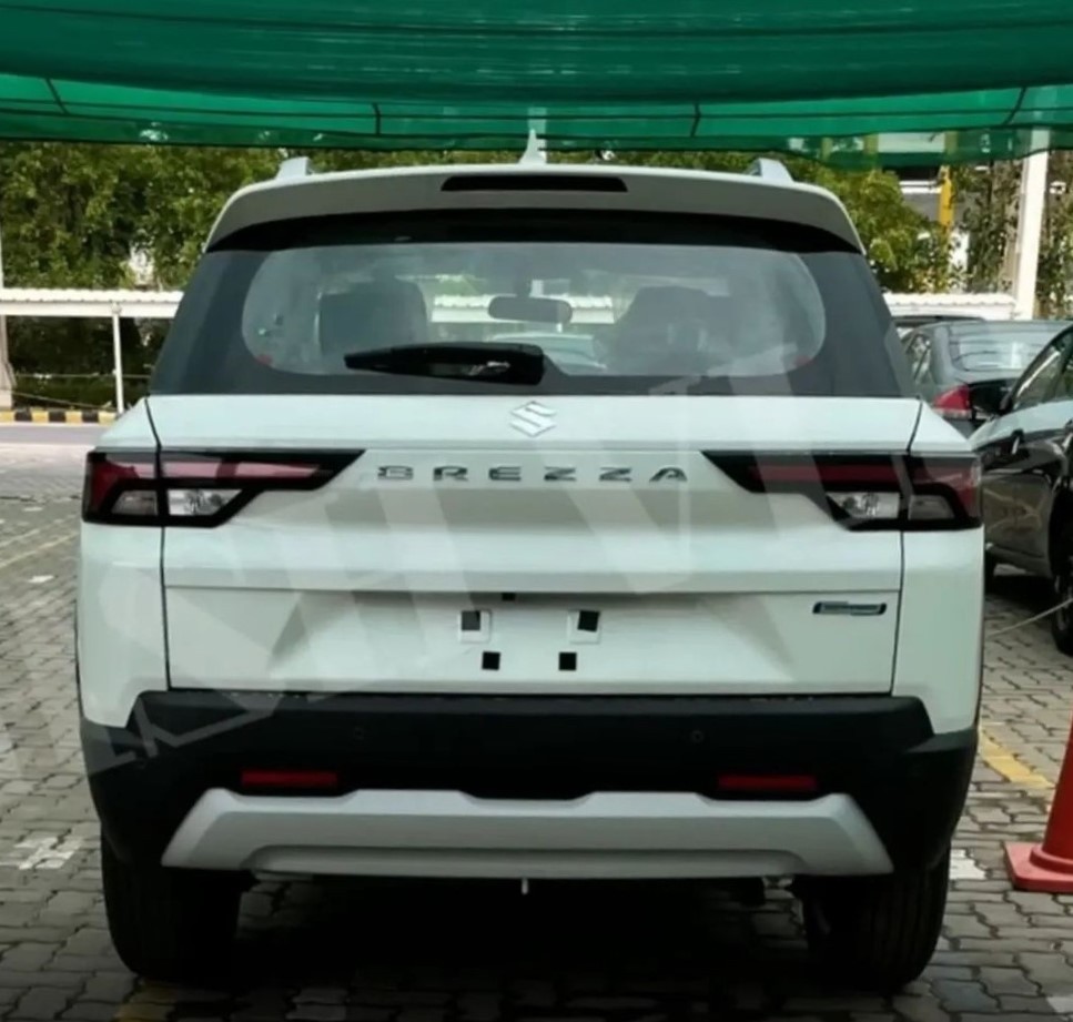 Bắt gặp Suzuki Brezza đối thủ mới của Toyota Raize Bắt gặp Suzuki Brezza đối thủ mới của Toyota Raize