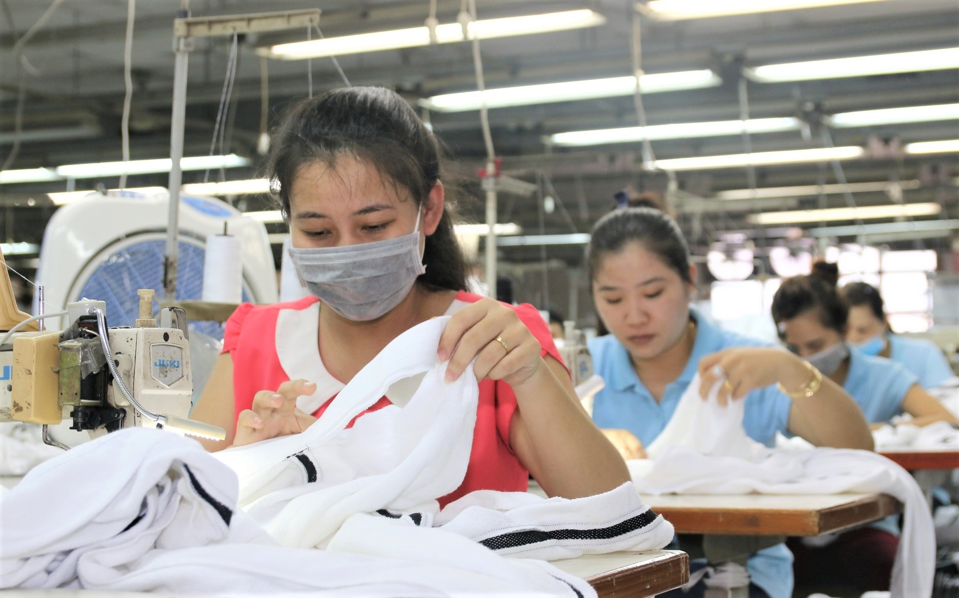 Chính sách tiền lương có hiệu lực từ tháng 8 người lao động nên biết Chính sách tiền lương có hiệu lực từ tháng 8 người lao động nên biết