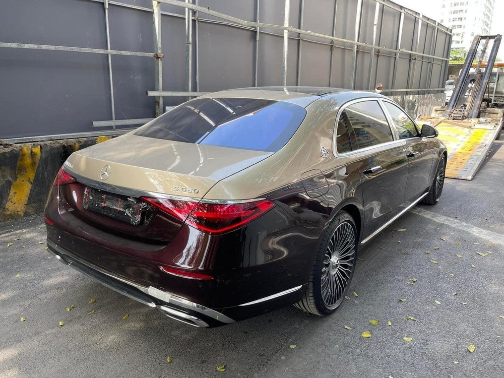 Mercedes-Maybach S680 chính hãng có giá 16 tỷ đồng Mercedes-Maybach S680 chính hãng có giá 16 tỷ đồng