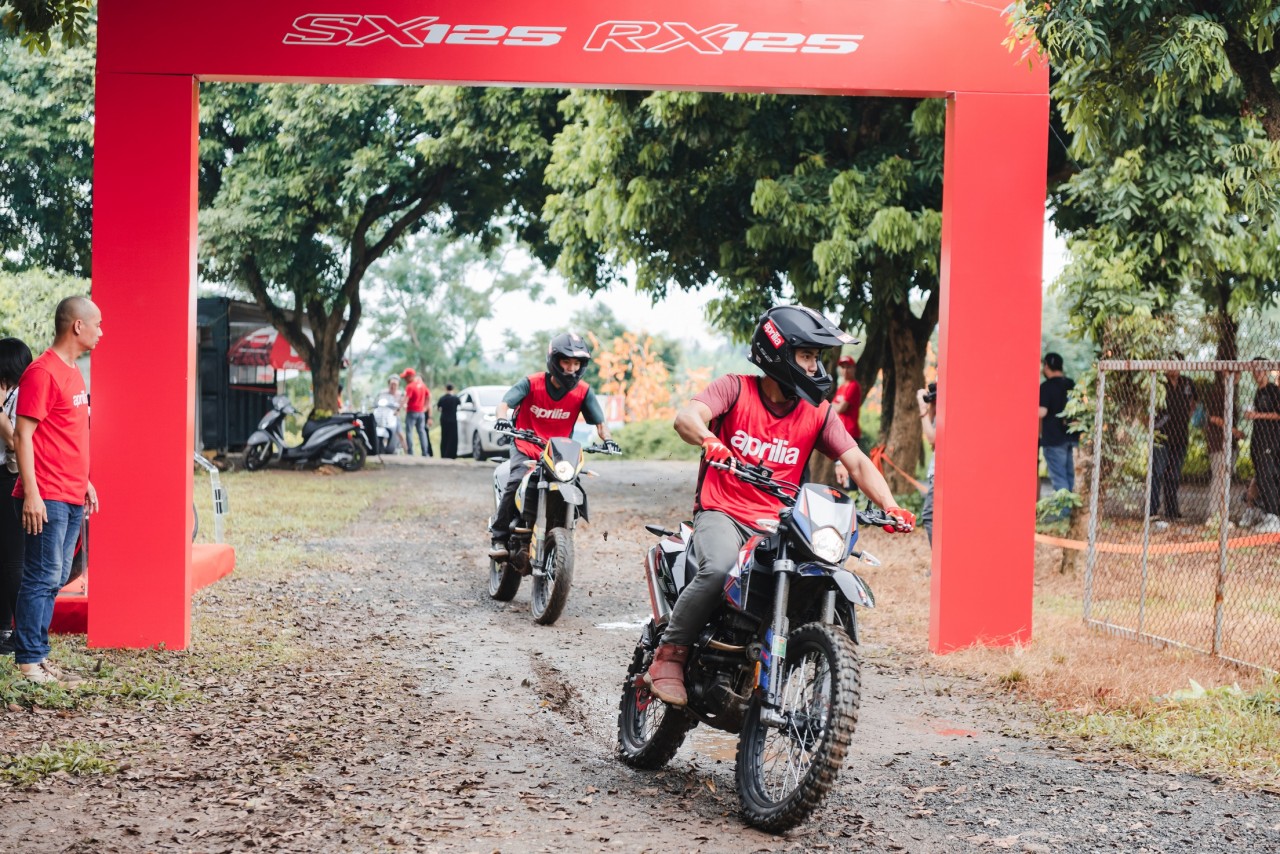 Aprilia giới thiệu bộ đôi xe địa hình SX 125 và RX 125 2022 Aprilia giới thiệu bộ đôi xe địa hình SX 125 và RX 125 2022
