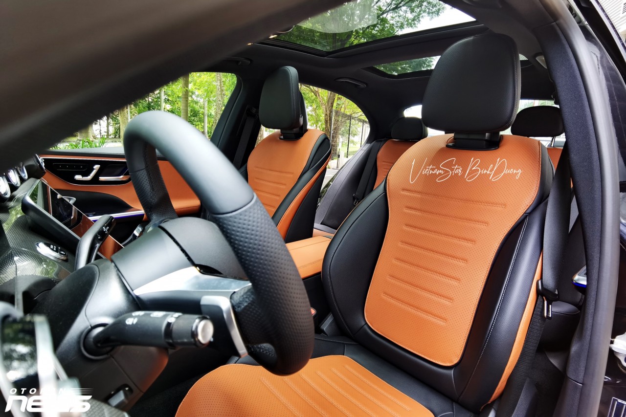 Cận cảnh Mercedes-Benz C300 AMG lắp ráp giá 2,089 tỷ đồng Cận cảnh Mercedes Benz C300 AMG lắp ráp giá 2,089 tỷ đồng