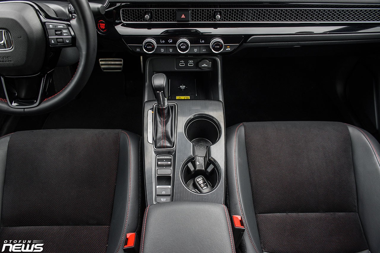 Đánh giá Honda Civic 2022: Lái hay nhất phân khúc