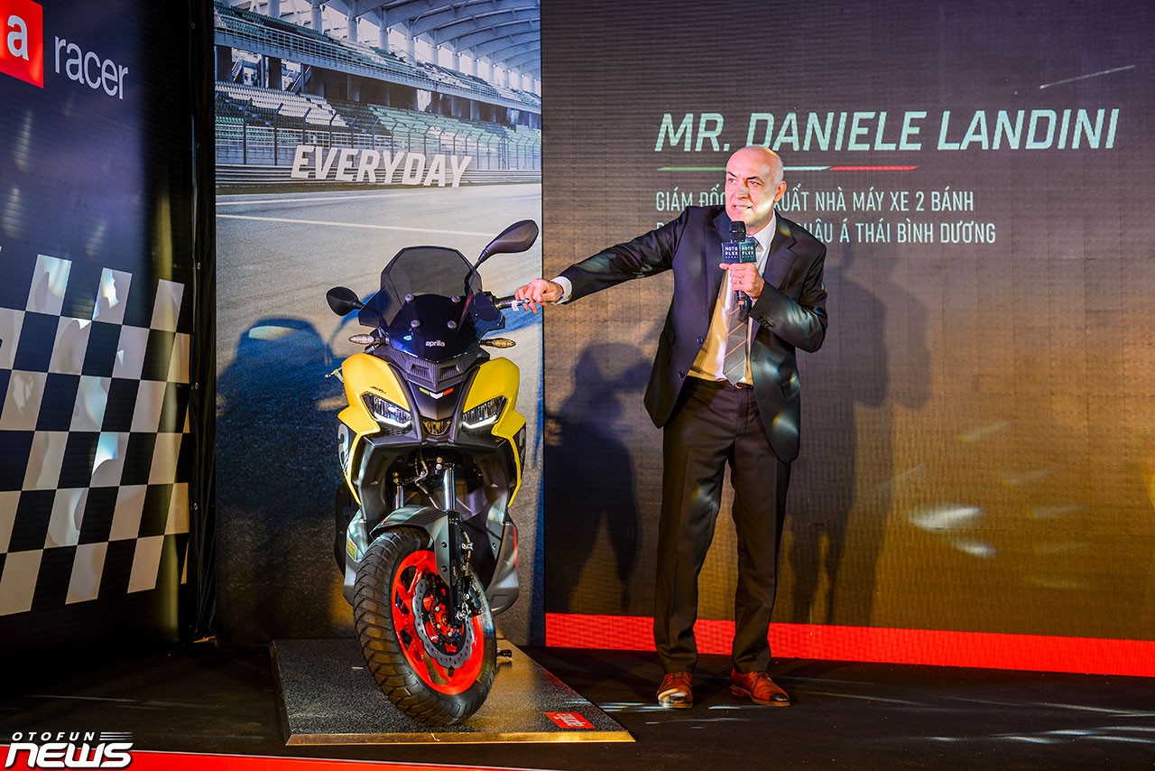 Ra mắt Aprilia SR GT 200, giá từ 97 triệu đồng Ra mắt Aprilia SR GT 200, giá từ 97 triệu đồng