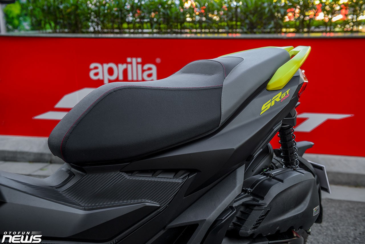 Hình chi tiết Aprilia SR GT 200 bản thể thao giá gần 100 triệu đồng