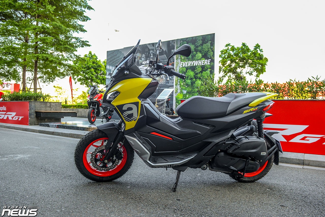 Hình chi tiết Aprilia SR GT 200 bản thể thao giá gần 100 triệu đồng