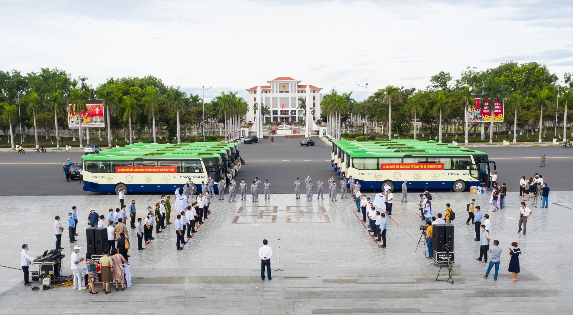 Người Quảng Nam ở TP Đà Nẵng nếu gặp khó khăn thì liên hệ Chủ tịch huyện để được đón về