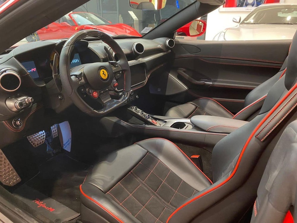 Ferrari Portofino M đầu tiên tại Việt Nam đi đăng kiểm Ferrari Portofino M đầu tiên tại Việt Nam đi đăng kiểm