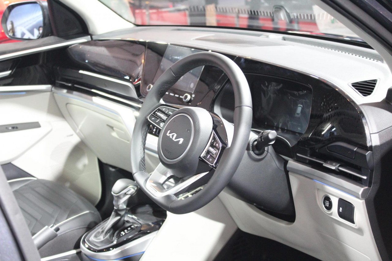 Kia Carens ra mắt đặt chân đến Đông Nam Á