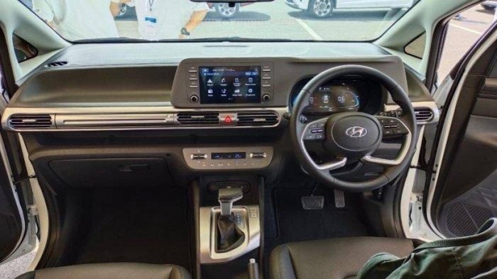 Hyundai Stargazer chạy thử tại Việt Nam, ngày ra mắt không còn xa?