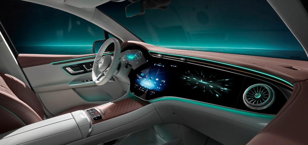 Mercedes-Benz EQE 'lộ' nội thất trước khi ra mắt Mercedes-Benz EQE 'lộ' nội thất trước khi ra mắt