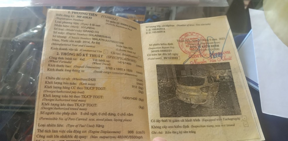 Mua xe cũ tại Salon, hai năm sau bất ngờ bị ngân hàng thu xe do dính thế chấp Mua xe cũ tại Salon, hai năm sau bất ngờ bị ngân hàng thu xe do dính thế chấp