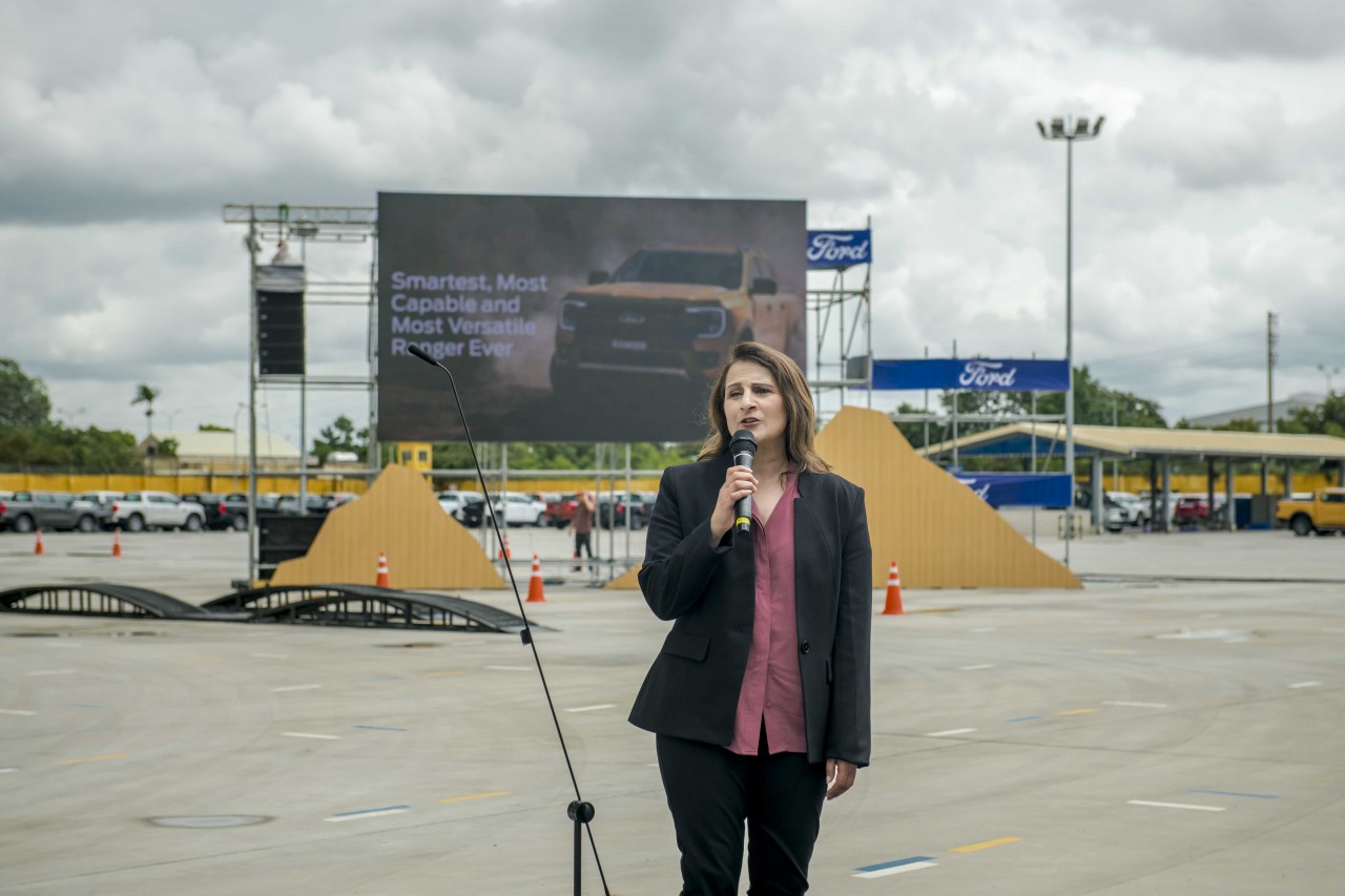 Ford Ranger thế hệ mới chính thức ra mắt thị trường Việt Nam Ford Ranger thế hệ mới chính thức ra mắt thị trường Việt Nam