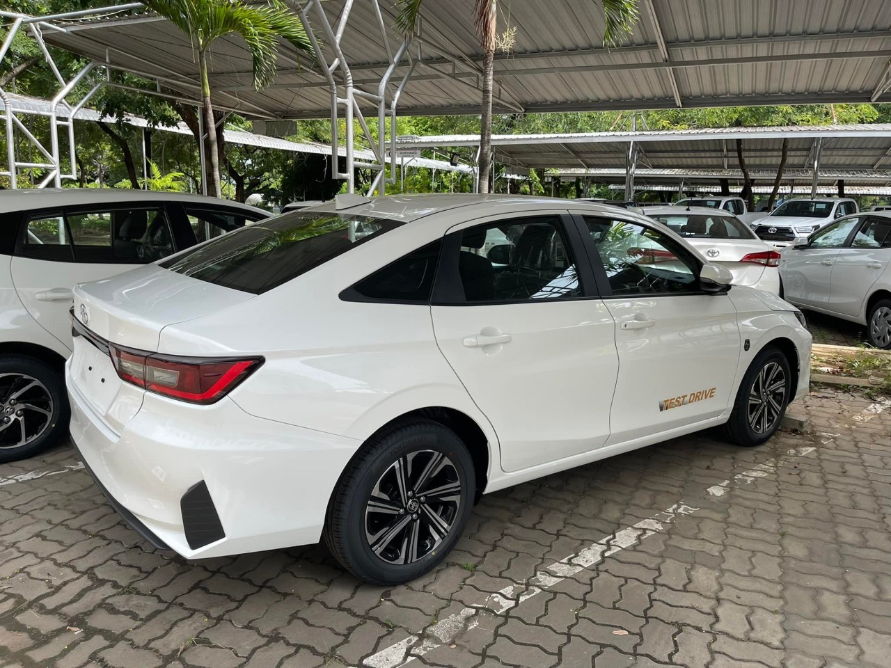 Ảnh thực tế Toyota Vios 2022 sắp được bán tại Việt Nam Ảnh thực tế Toyota Vios 2022 sắp được bán tại Việt Nam