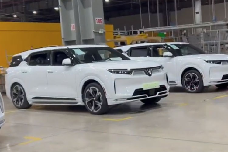 Ngắm dàn xe điện VinFast VF9 sắp đến tay khách hàng