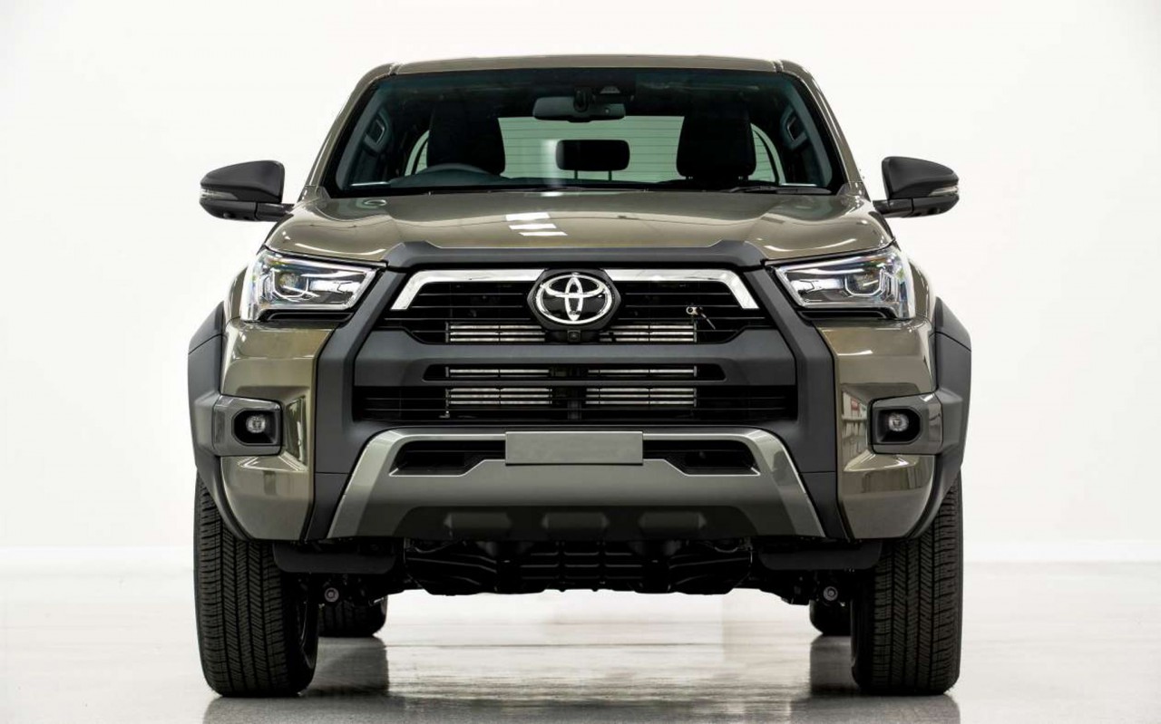 Toyota Hilux 2023 chính thức ra mắt Toyota Hilux 2023 chính thức ra mắt