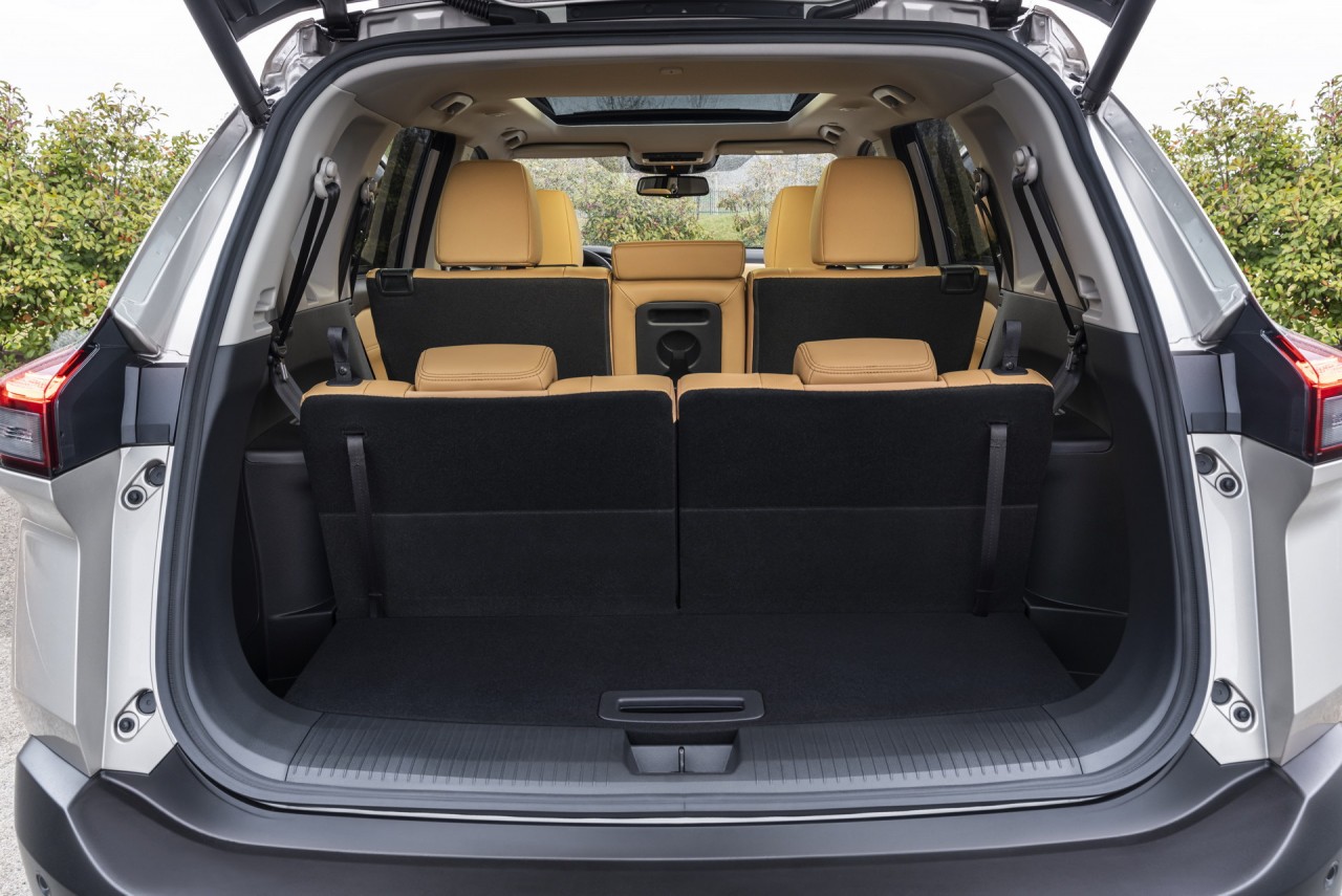 Nissan giới thiệu X-Trail hybrid tại châu Âu Nissan giới thiệu X Trail hybrid tại châu Âu