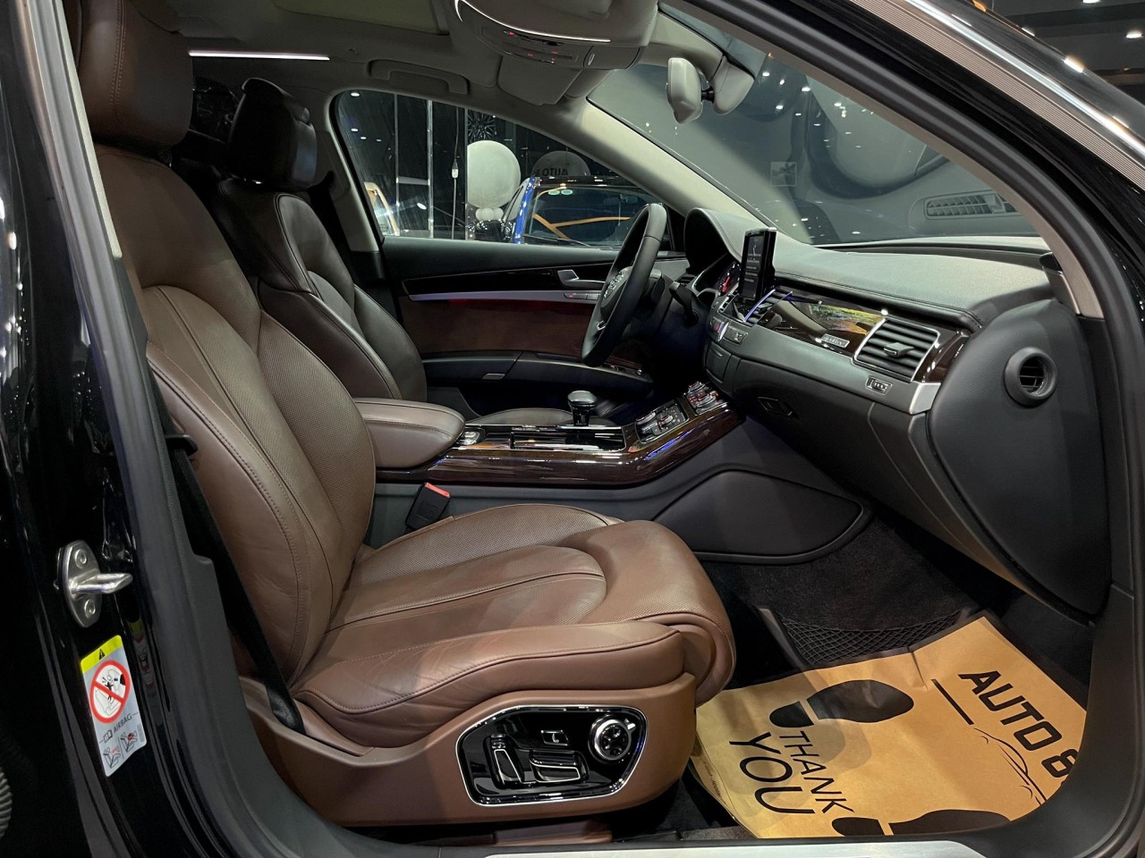 Audi A8 L 2015 mất 1,8 tỷ đồng sau 7 năm sử dụng