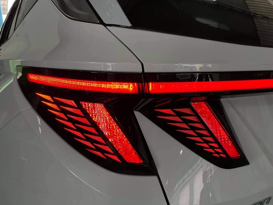 Hyundai Tucson hoàn toàn mới âm thầm xuất hiện tại Việt Nam