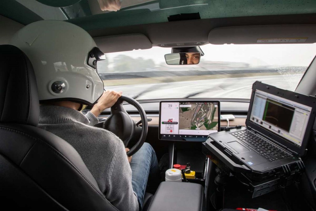 Brembo giới thiệu công nghệ phanh thông minh Sensify