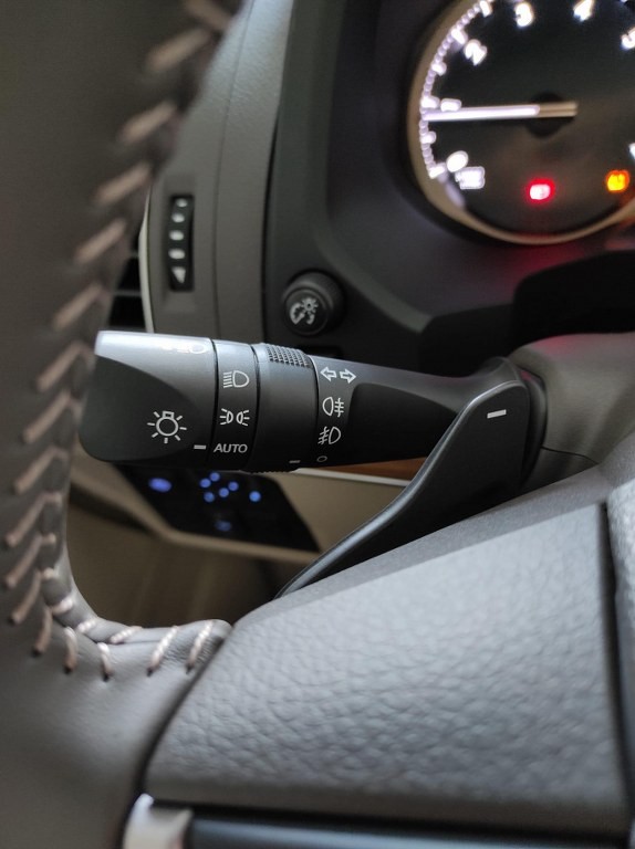 Hình thực thế Toyota Land Cruiser Prado tại Hà Nội Hình thực thế Toyota Land Cruiser Prado tại Hà Nội