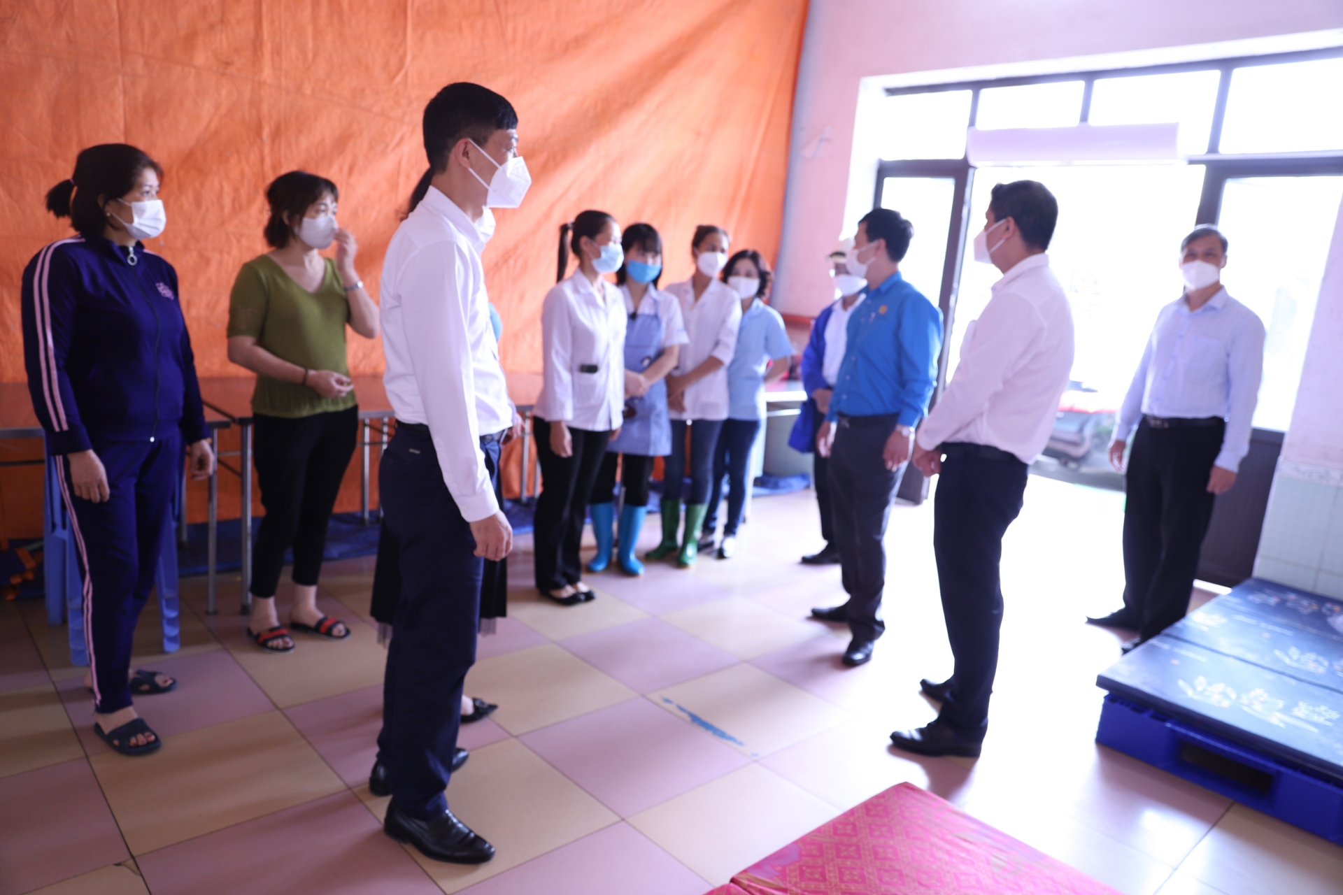 Công đoàn Công nghiệp Hoá chất Việt Nam thăm hỏi NLĐ thực hiện "3 tại chỗ"