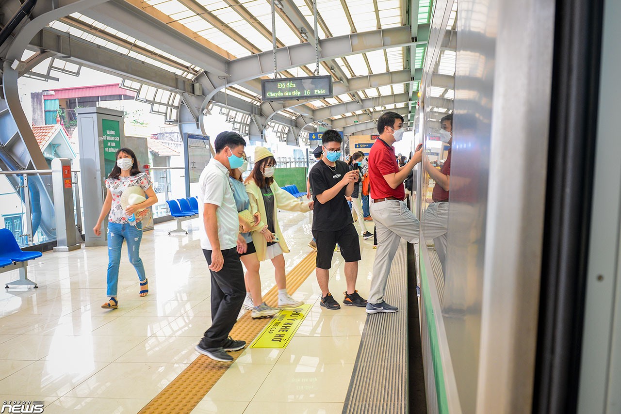 Trải nghiệm thực tế đường sắt đô thị Cát Linh   Hà Đông