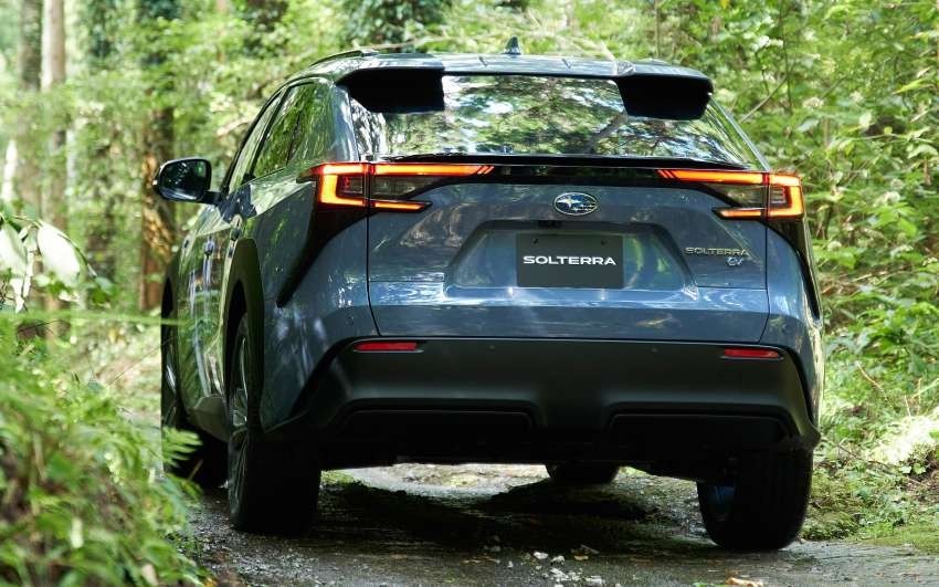 SUV chạy điện Subaru Solterra chính thức ra mắt