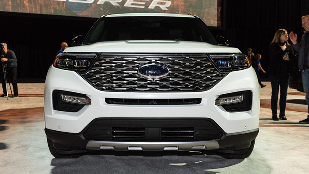 Đại lý thông báo Ford Explorer thế hệ mới sẽ về Việt Nam đầu năm sau