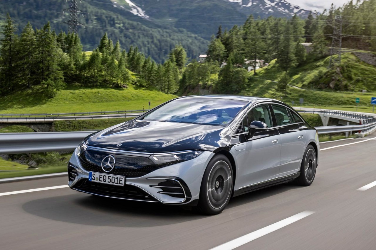 Mercedes-Benz Việt Nam giới thiệu S-class 2021 và xe điện EQS vào ngày 25/11