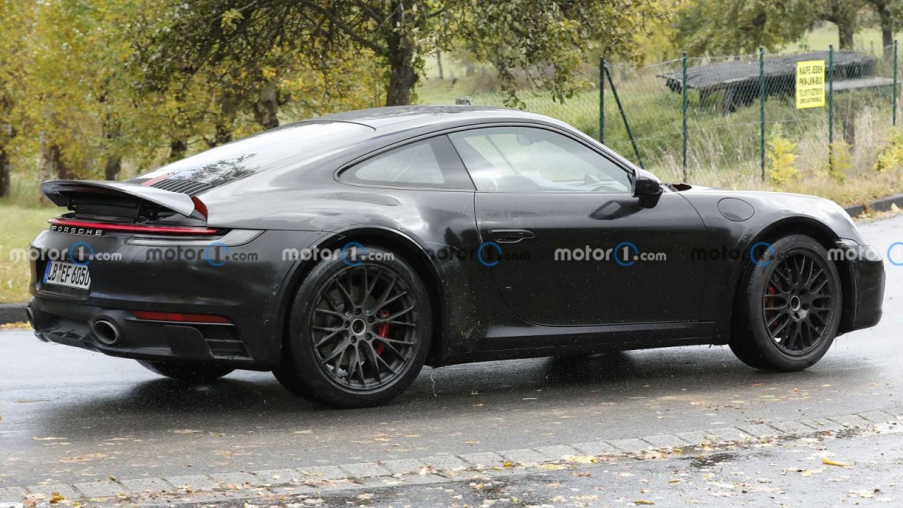 Porsche 911 sẽ có biến thể gầm cao Porsche 911 sẽ có biến thể gầm cao