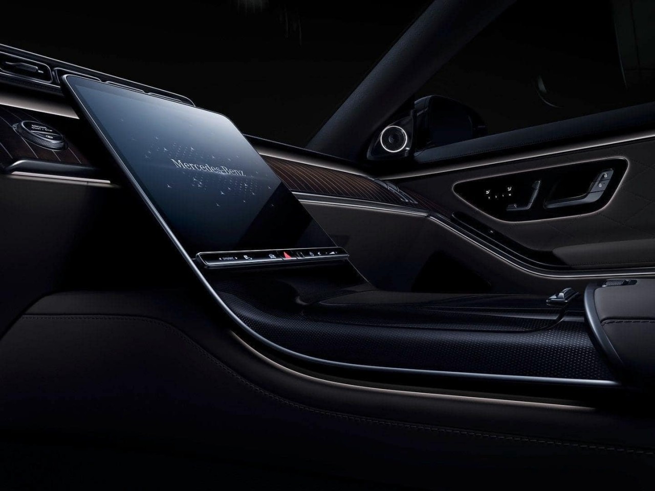 Mercedes-Benz S-Class thế hệ mới sẽ được bán với 2 phiên bản