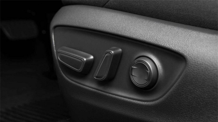 Toyota RAV4 có thêm phiên bản hybrid mới