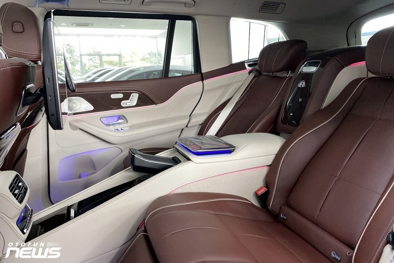 Mercedes Maybach GLS600 phân phối chính hãng giá 11,5 tỷ đồng