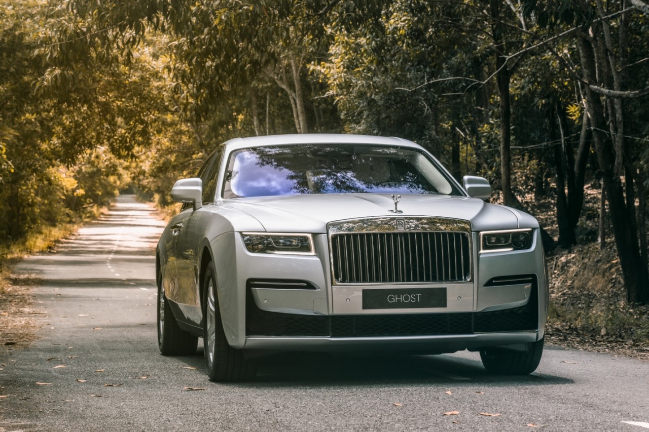 Rolls Royce New Ghost đồng điệu với thiên nhiên rừng và biển Vũng Tàu Rolls Royce New Ghost đồng điệu với thiên nhiên rừng và biển Vũng Tàu