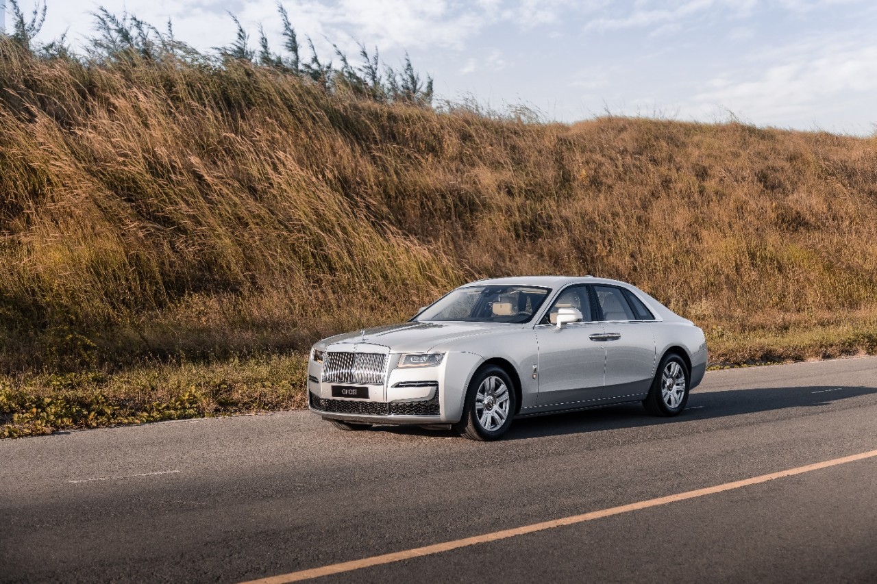 Rolls Royce New Ghost đồng điệu với thiên nhiên rừng và biển Vũng Tàu Rolls Royce New Ghost đồng điệu với thiên nhiên rừng và biển Vũng Tàu